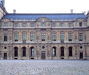 La cour carrée du Louvre, Fassade des Louvre von Henri II (1546-1551), Skulpturen von Jean Goujon (1510-1567) 1551 Paris, Musée du Louvre von Jean Goujon