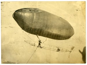 Luftschiff "California Arrow"