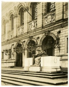 Boston Public Library, Boston, ca. 1902-10 von Jessie Tarbox Beals
