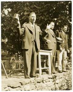John W. Mitchell in Greenwich Conn oder Weston, Conn. Der berühmte Auktionator