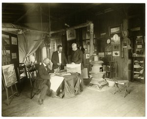 Von links nach rechts: Cullen Yates - verdeckt - Walter Dean, um 1905-11