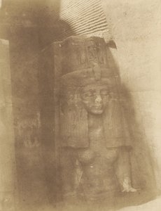 Spéos de Ehre in Istamboul, Statue einer Frau