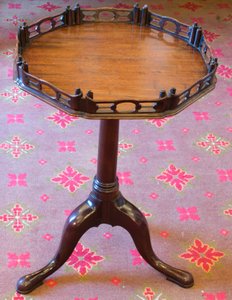 George III Tripod-Tisch