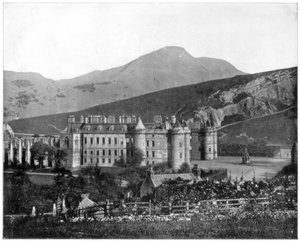 Holyrood Palace, Edinburgh, Schottland, späte 19. Jahrhundert von John L. Stoddard