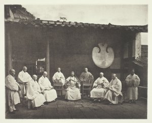 Der Abt und die Mönche von Kushan von John Thomson