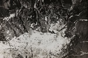 Album "Meine weltkriegs - Erinnerungen Südwestfront (Kärnten, Italien, Südtirol) 31/03/1915-12/11/1918 - Josef Zohles Wien": Luftaufnahme der Kriegszone von Josef Zohles