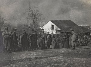 Album "Meine Weltkriegs-Erinnerungen Südwestfront (Kärnten, Italien, Südtirol) 31/03/1915-12/11/1918 - Josef Zohles Wien": Gefangene von Josef Zohles