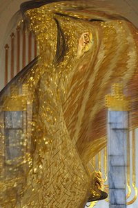 Goldenes Mädchen