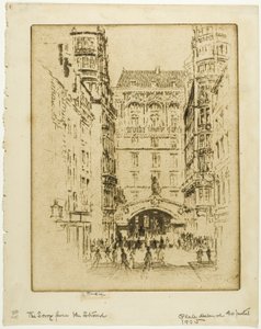 Eingang zum Savoy Hotel