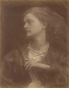 Und Enid sang, September 1874 von Julia Margaret Cameron
