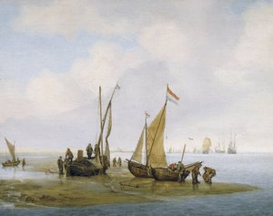 Muschelfischen, drei niederländische Fischerboote am Ufer, eines davon hat das Segel gehisst, und Gruppen von Fischern sind damit beschäftigt, Boote zu warten und zu entladen, weiter unten am Strand tragen zwei weitere Körbe voller Muscheln von Julius Porcellis