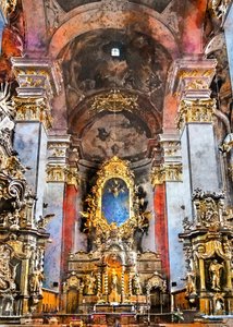 Ornate Kircheninnenraum von Justyna Jaszke