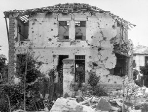 Die Bombardierungen von Sermide. Schnappschuss eines Hauses von Karl Heinz Bast