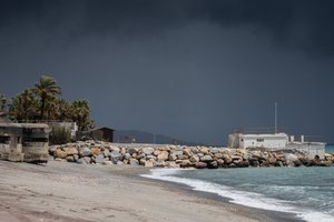 Bunkerstrand, 2021 von Katha Wood