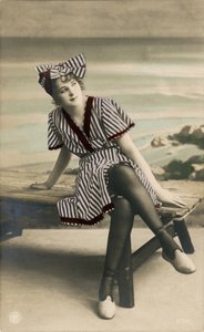 Frau im Sommerkleid, ca. frühes 20. Jahrhundert