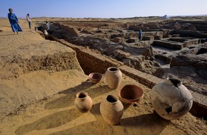 Antike Siedlung, Französische Mission, Ägyptens Altes Reich; Dakhla-Oase; Balat; Ägypten von Kenneth Garrett