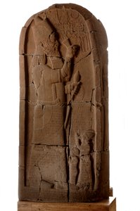 Berliner Museum, Nubische Pharaonen, Stele von Esarhaddon aus Zenjirili, Stele von Nastasen, 2007 von Kenneth Garrett