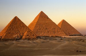 Ägyptens Altes Reich; Pyramiden; Gizeh-Plateau; Gizeh; Ägypten von Kenneth Garrett