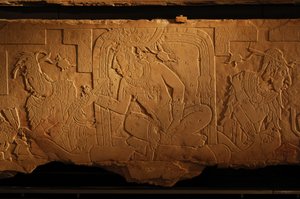 Tempel 21 Thronbank, Schnitzerei von König Akhal Mo Nab, Palenque, Mexiko, 2005 (Foto) von Kenneth Garrett