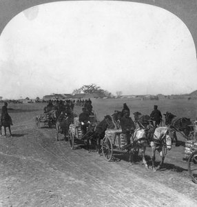 Japanischer Militärtransportzug, Mandschurei, 1906 von Keystone View Company