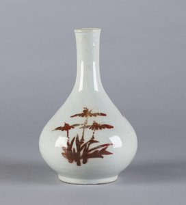 Flasche mit Blumendesign, Yi-Dynastie