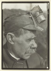 Slawischer Vorarbeiter in einer Kohlemine in Pennsylvania von Lewis Wickes Hine