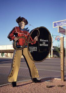 Cowboy-Figurenschild begrüßt Touristen in Scottsdale, Arizona von Unbekannt Unbekannt