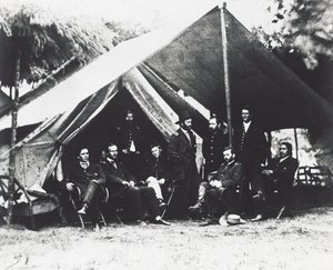 General Ulysses Grant und sein Stab in City Point, Sommer 1864, Amerikanischer Bürgerkrieg, USA von Unbekannt Unbekannt
