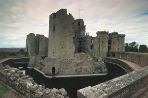 Raglan Castle, Monmouthshire, Südwales, UK von Unbekannt Unbekannt