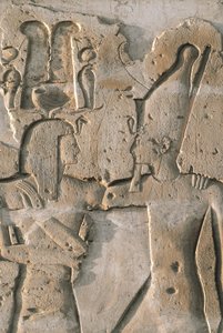 Relief am Portikus
