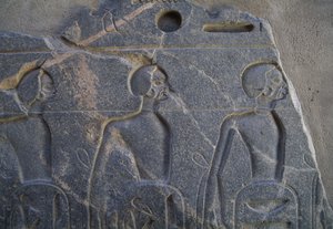 Relief, das Gefangene darstellt, Tempel von Luxor, Theben (UNESCO-Weltkulturerbe) von Unbekannt Unbekannt