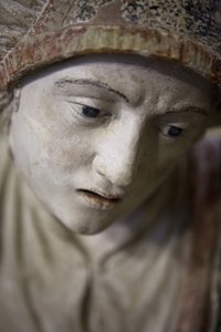 Heilige Frau mit Haube von Ligier Richier