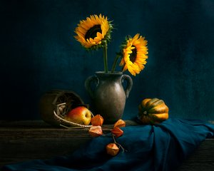 Herbstsonnenblumen Stillleben