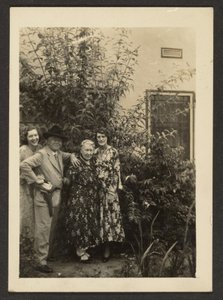 [Familienporträt Fleckenstein] von Louis Fleckenstein