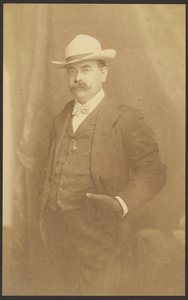 Selbstporträt stehend von Louis Fleckenstein