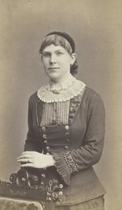 Unbetiteltes Porträt einer sitzenden Frau, 1865-81 von Lyman W. Colby