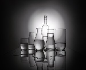 Elegante Glasreflexionen von Margareth Perfoncio
