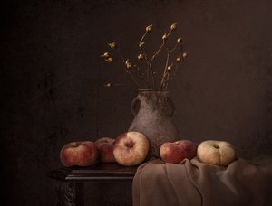 Rustikale Pfirsiche und Blumen von Margareth Perfoncio