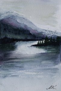 Nebliger Bergsee