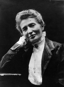 Porträt von Anna Kuliscioff (oder Anna Kulischov, Kulisciov) (1857-1925), russisch-jüdische Revolutionärin. Fotografie von Mario Nunes Vis von Mario Nunes Vais