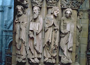 Detail des Portico de la Gloria, das die Apostel darstellt