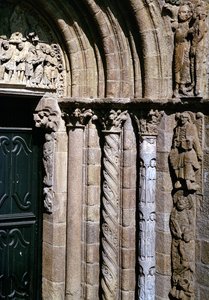 Detail des Portico de las Platerias mit Bildern der Epiphanie und der Passion