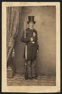 James Henry Lane (1814-1866), Politiker und Anführer der Free State Party von Kansas, Ganzkörperporträt mit Gewehr (Sepia-Foto) von Mathew B. Brady