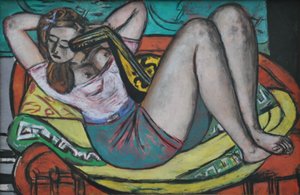 Frau mit Mandoline in Gelb und Rot von Max Beckmann