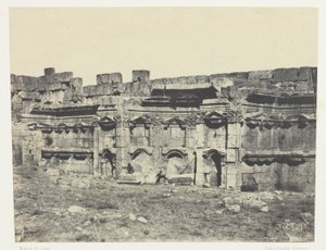 Baalbeck, Innenraum des Tempelbezirks der Sonne und des Jupiter; Syrien von Maxime Du Camp