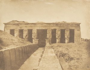 Fassade des Tempels von Athor in Dendéra Tentyris, 1849-50 von Maxime Du Camp