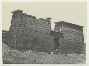 Hémi-Spéos De Séboua, Pylônes; Nubien, Tafel 98 aus dem Album "Egypte, Nubie, Palestine et Syrie" (1852) von Maxime Du Camp