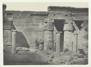 Médinet-Habou, Peristyl des Palastes von Ramsès-Méiamoun, Theben, 1849-51, gedruckt 1852 von Maxime Du Camp