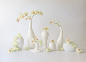 Gelassene Orchideen Anordnung von May G