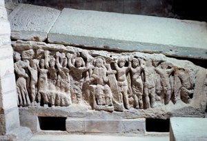 Merowingische Kunst: Basreliefs des Grabes von Agilbert (7. Jahrhundert), Bischof von Paris von Merovingian